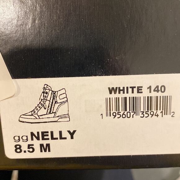 NWT GBG Los Angeles GBG Los Angeles Womens Nelly White 8.5M - Picture 14 of 14